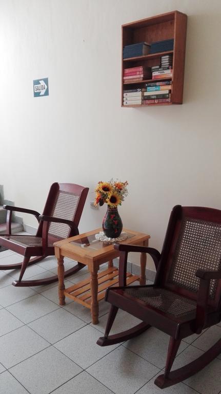 Hostal El Colibri 伊基托斯 外观 照片